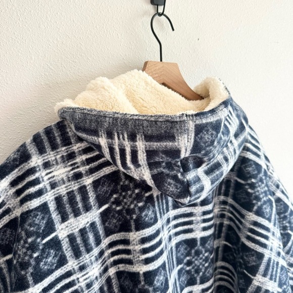 NEW Free People Miss You Poncho XS/S - Picture 10 of 10